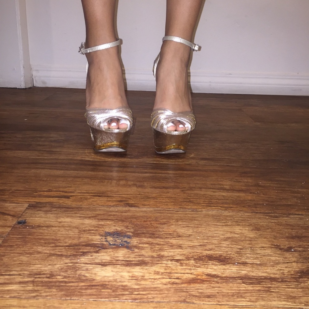 Sandals 🌸🌸🌸 - Picture 8 of 8